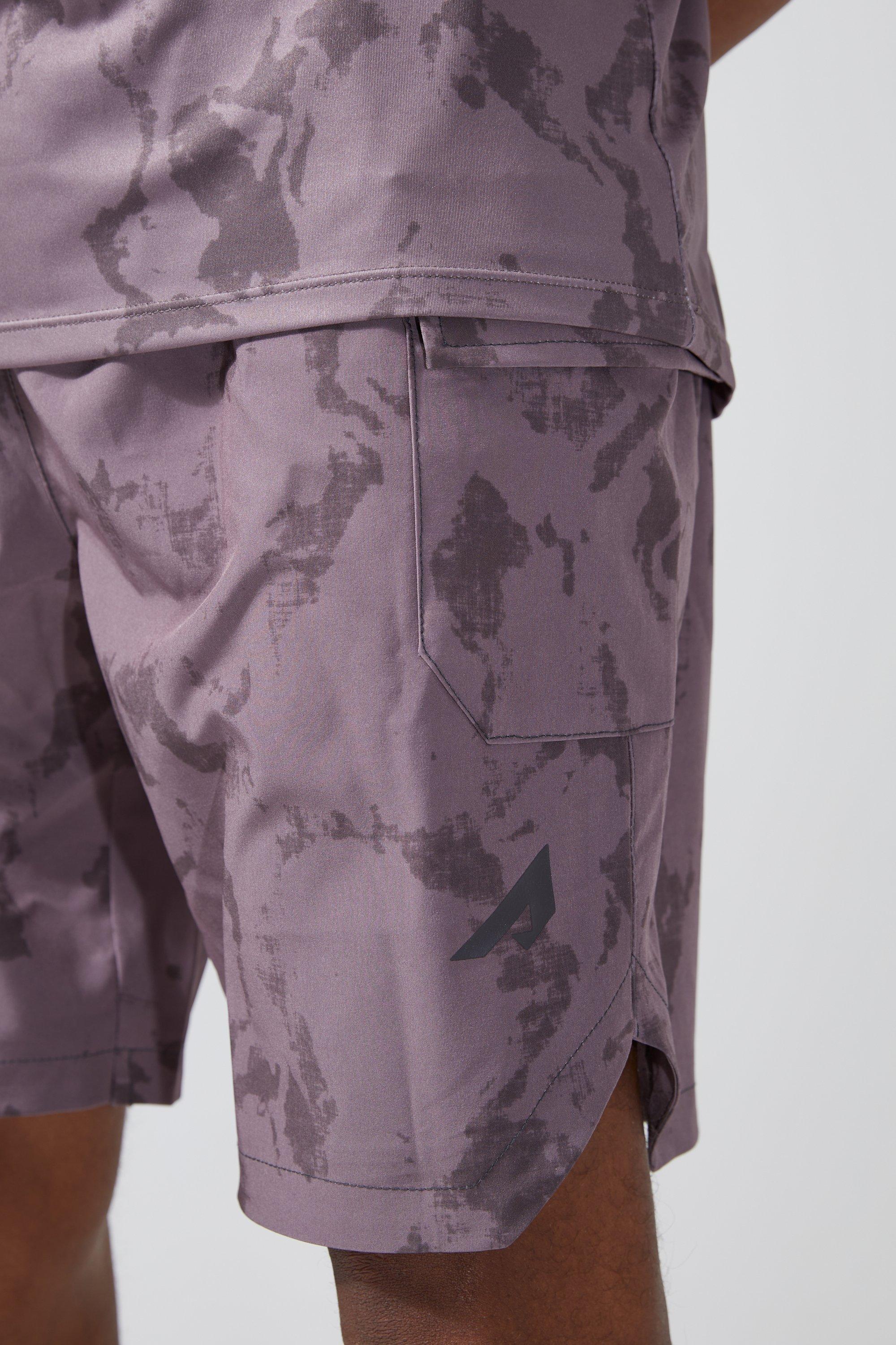 Printed on sale cargo shorts